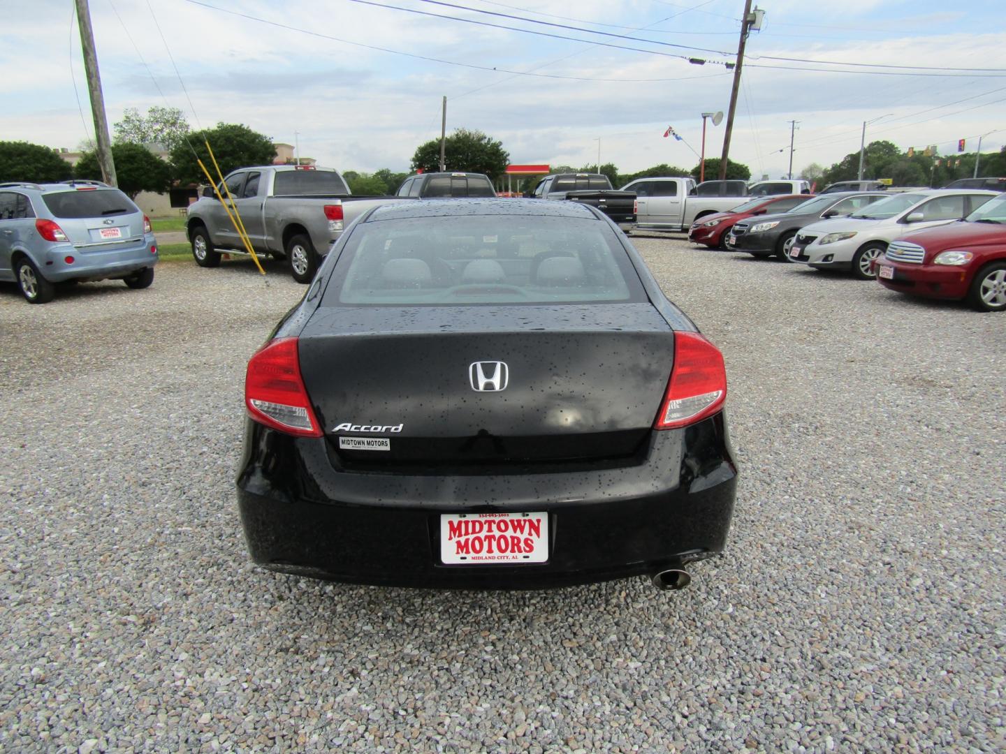 2012 Black /Black Honda Accord LX-S Coupe AT (1HGCS1B34CA) with an 2.4L L4 DOHC 16V engine, Automatic transmission, located at 15016 S Hwy 231, Midland City, AL, 36350, (334) 983-3001, 31.306210, -85.495277 - Photo#5